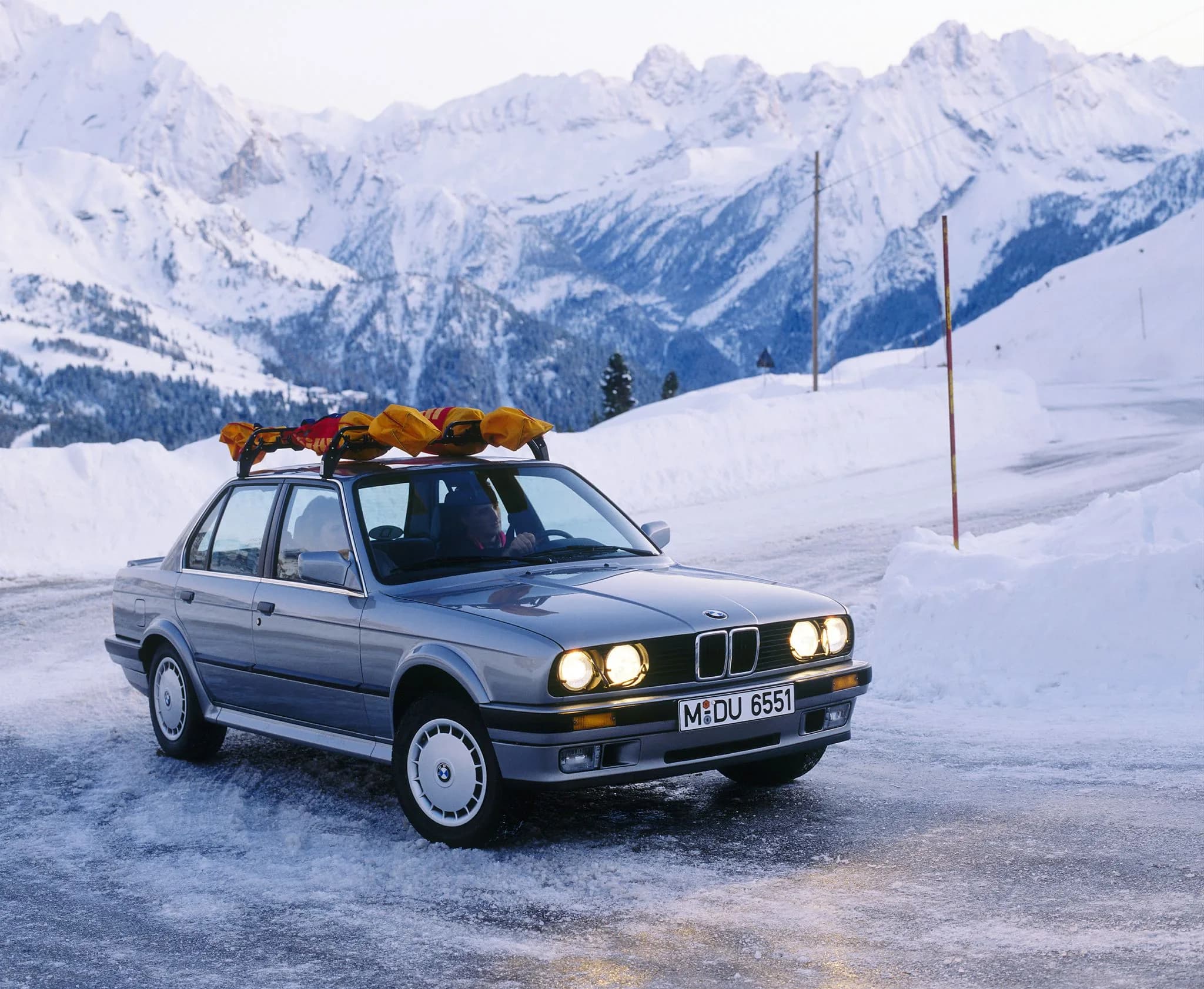 325ix (All-Wheel Drive)